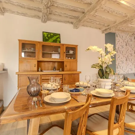 Parenthese Nature, Pour 8 Pers, Maison Cosy, Avec Exterieur Et Parking Prive Holiday home