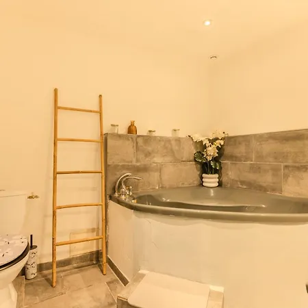 Parenthese Nature, Pour 8 Pers, Maison Cosy, Avec Exterieur Et Parking Prive Holiday home *