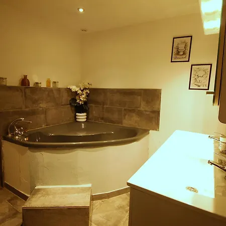 Parenthese Nature, Pour 8 Pers, Maison Cosy, Avec Exterieur Et Parking Prive Holiday home Saint-Georges-le-Gaultier